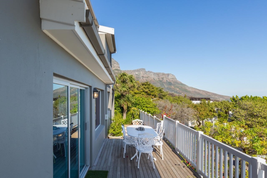 4 Bedroom Property for Sale in Camps Bay Western Cape